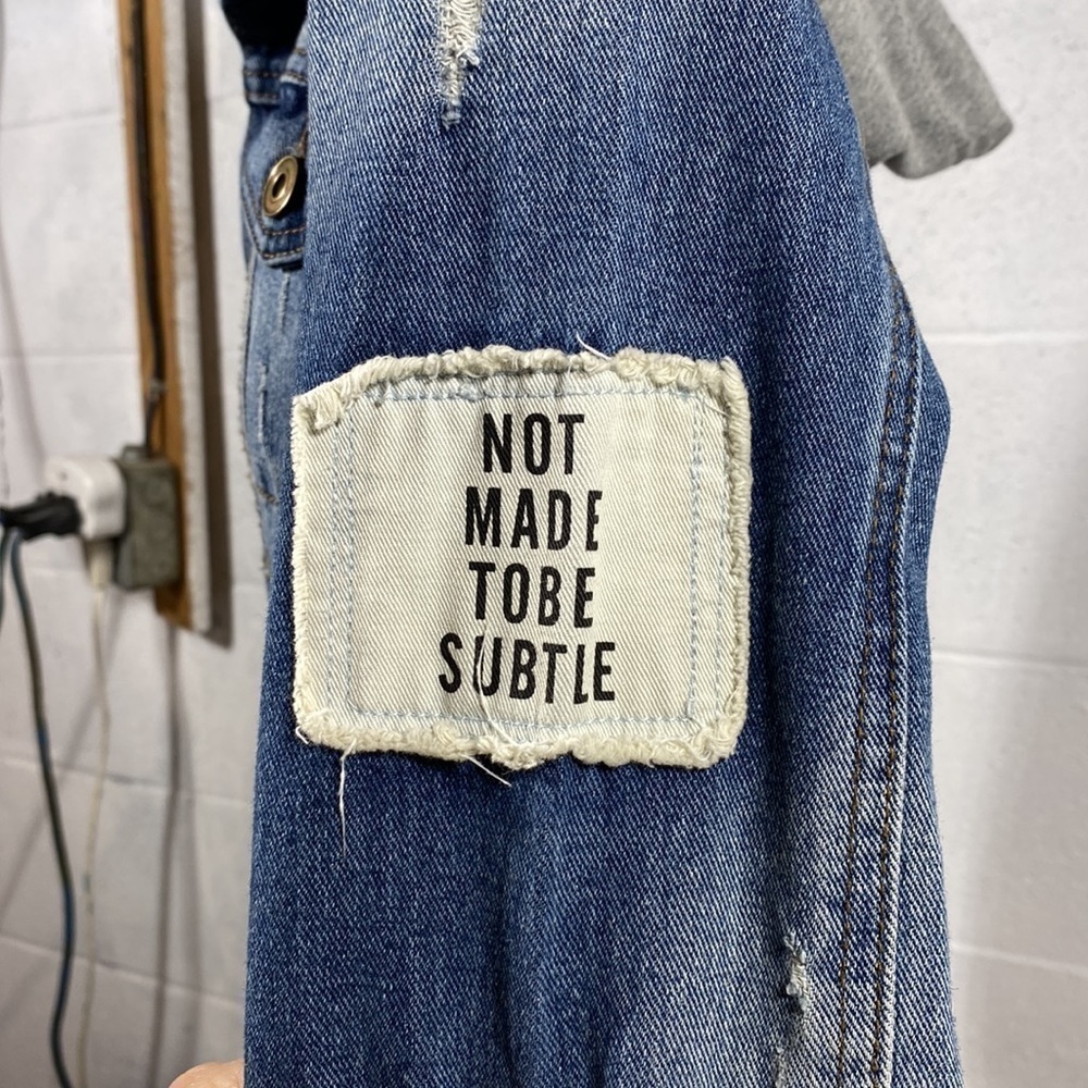 Dex distressed jeans jacket with removable hood​​​​​​​​​​​​​​​​ - Picture 4 of 11
